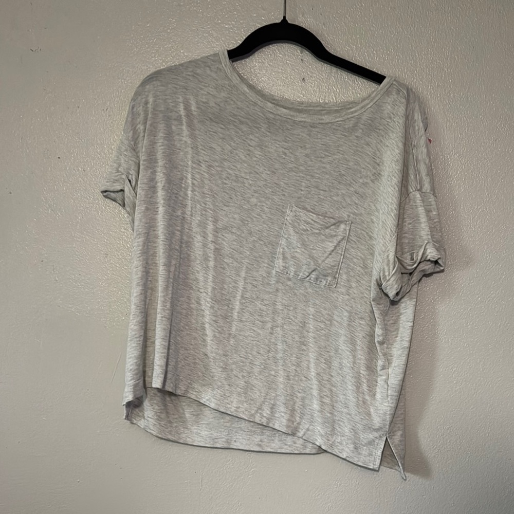 American Eagle Outfitters Gray Crop Asymmetrical Tee